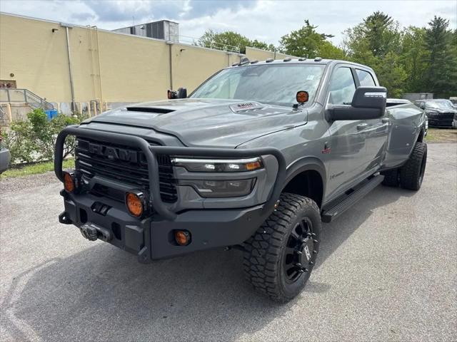 2026 Ram 3500 Laramie Crew Cab 4x4 8' Box