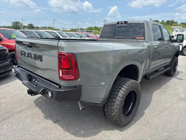 2026 Ram 3500 Laramie Crew Cab 4x4 8' Box