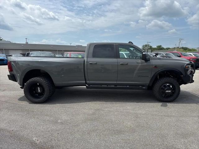 2026 Ram 3500 Laramie Crew Cab 4x4 8' Box