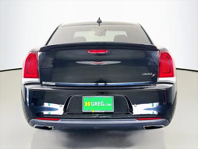 2022 Chrysler 300 S
