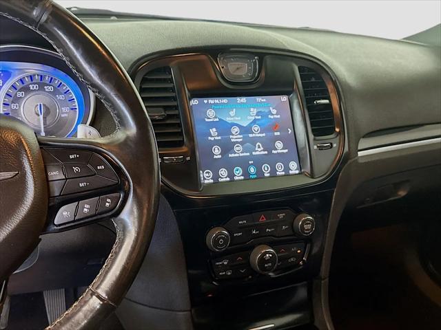 2022 Chrysler 300 S