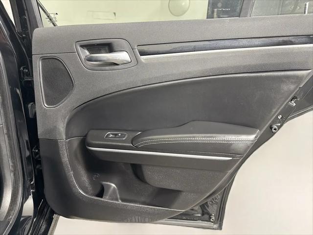 2022 Chrysler 300 S