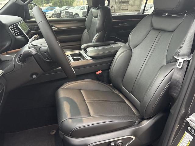 2026 Jeep Grand Wagoneer Upland 4x4
