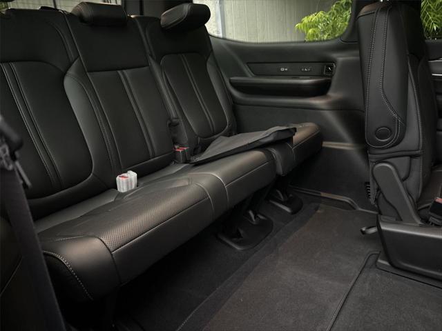 2026 Jeep Grand Wagoneer Upland 4x4