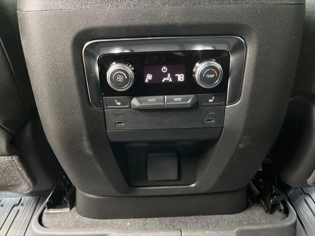 2026 GMC Yukon XL 4WD AT4