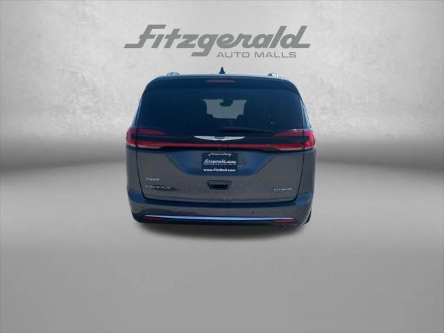 2023 Chrysler Pacifica Hybrid Pinnacle