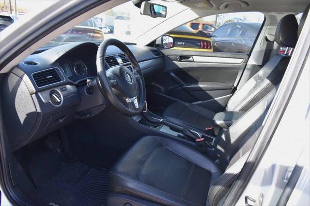2014 Volkswagen Passat 2.5L SE