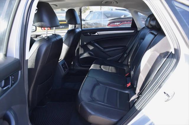 2014 Volkswagen Passat 2.5L SE