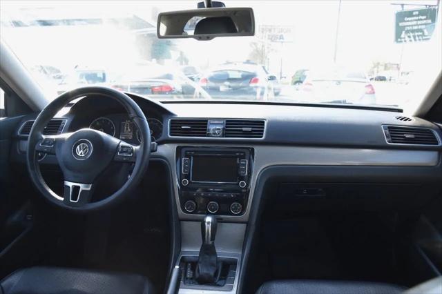 2014 Volkswagen Passat 2.5L SE