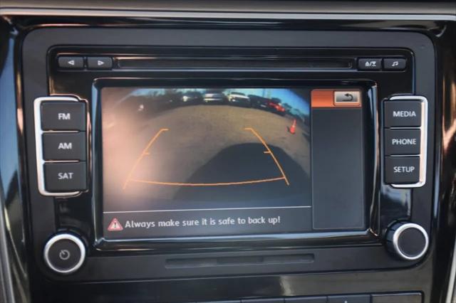2014 Volkswagen Passat 2.5L SE