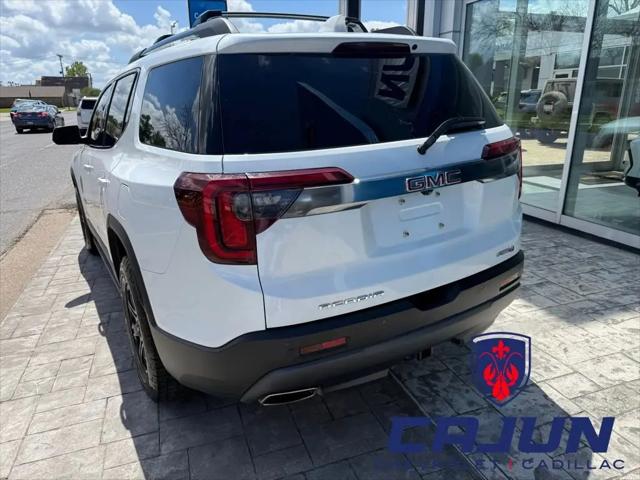 2023 GMC Acadia AWD AT4