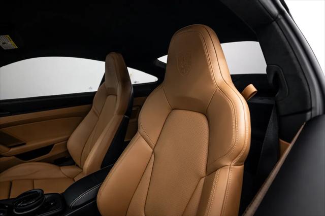 2022 Porsche 911 GT3 w/Touring Package