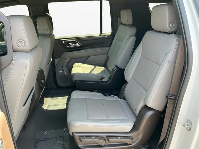 2022 Chevrolet Suburban LT