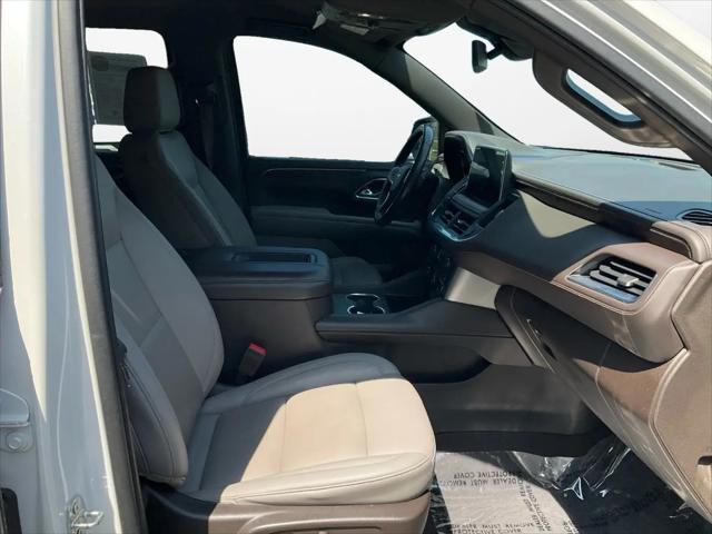 2022 Chevrolet Suburban LT