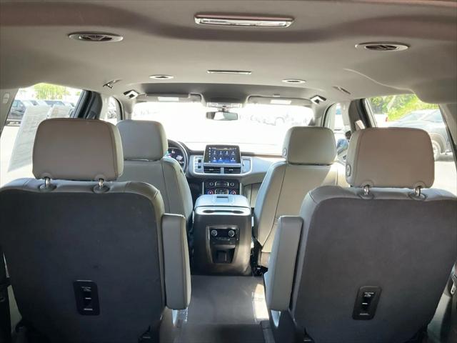 2022 Chevrolet Suburban LT