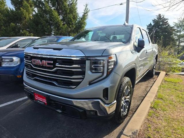 2025 GMC Sierra 1500 4WD Crew Cab Short Box SLT for sale in Ballwin, MO
