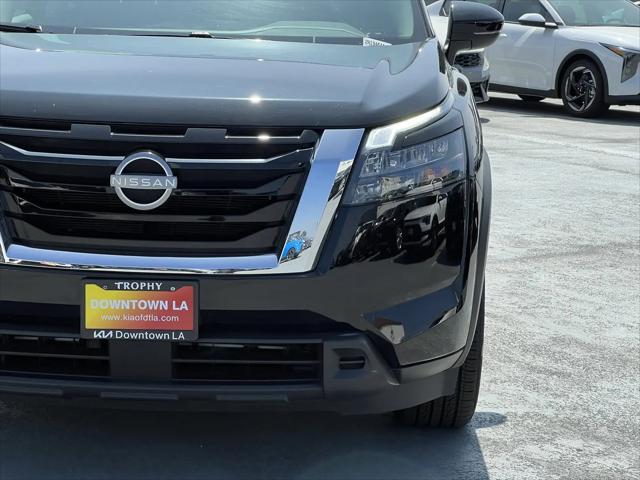 2025 Nissan Pathfinder SV FWD