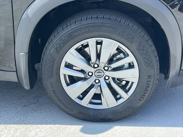 2025 Nissan Pathfinder SV FWD