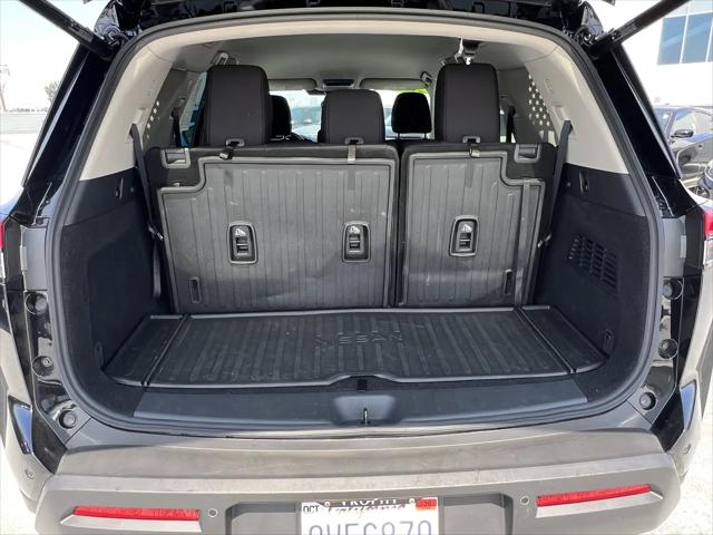 2025 Nissan Pathfinder SV FWD