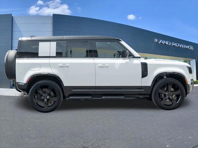 2026 Land Rover Defender P525 V8