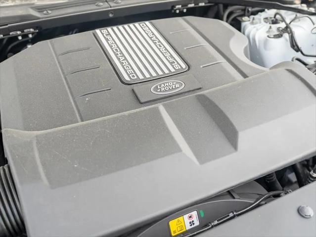 2026 Land Rover Defender P525 V8