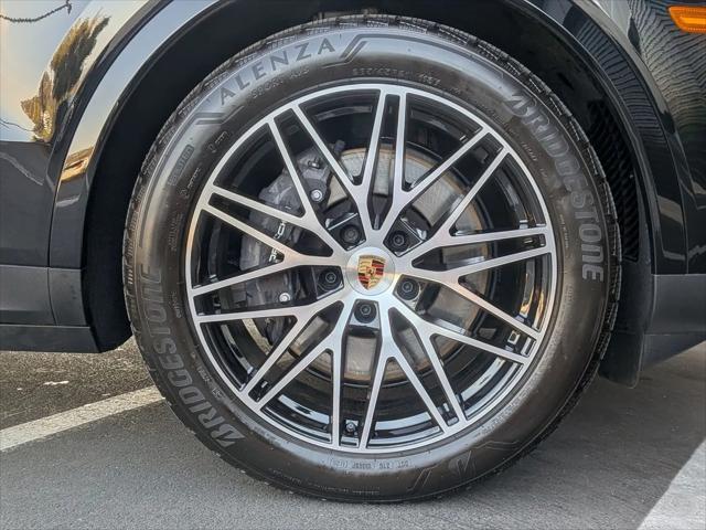 2025 Porsche Cayenne Cayenne