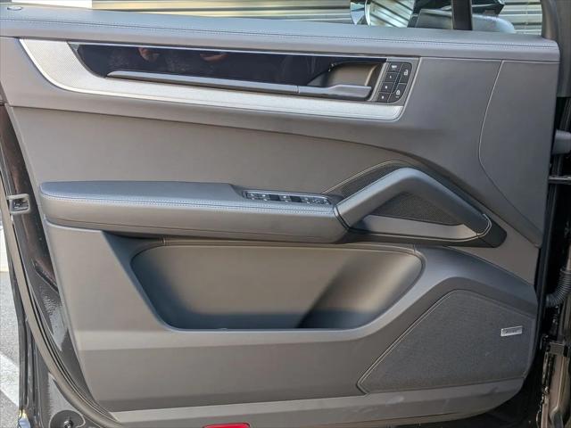 2025 Porsche Cayenne Cayenne