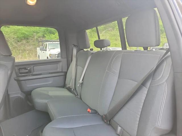 2026 Ram 2500 Black Express Crew Cab 4x4 6'4" Box