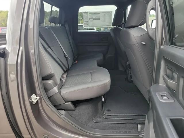 2026 Ram 2500 Black Express Crew Cab 4x4 6'4" Box