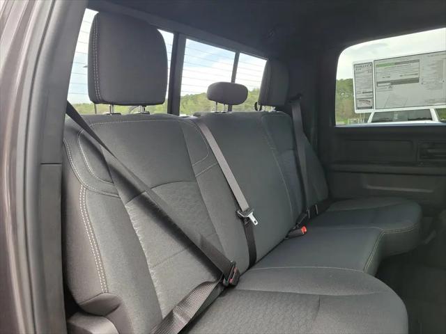 2026 Ram 2500 Black Express Crew Cab 4x4 6'4" Box