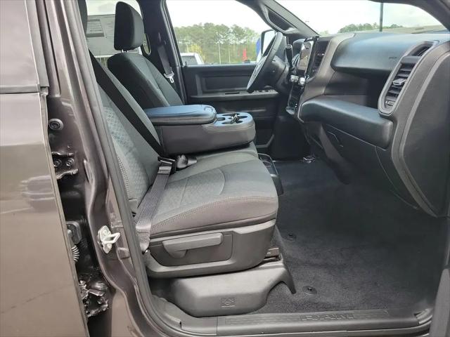 2026 Ram 2500 Black Express Crew Cab 4x4 6'4" Box