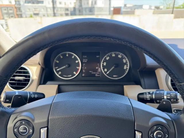 2016 Land Rover LR4 HSE LUX