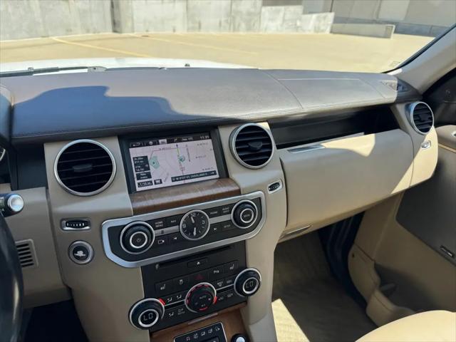 2016 Land Rover LR4 HSE LUX