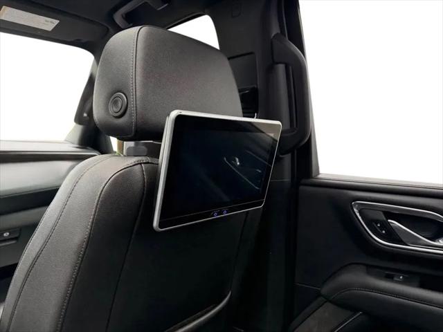 2021 Chevrolet Suburban 4WD Z71