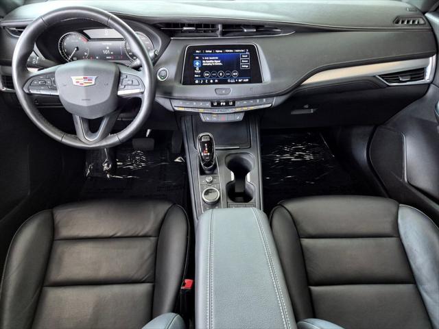 2021 Cadillac XT4 FWD Premium Luxury