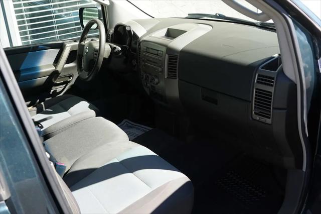 2005 Nissan Titan XE