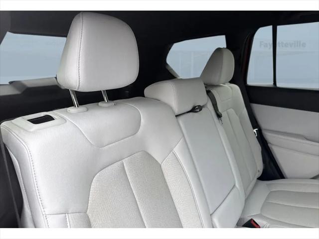 2026 Jeep Cherokee Laredo 4x4