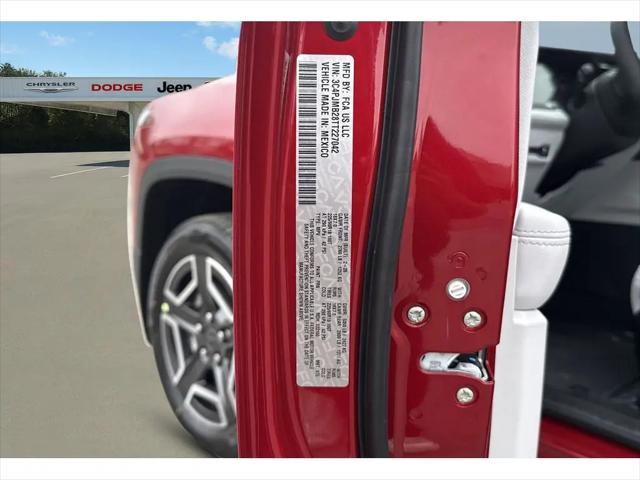 2026 Jeep Cherokee Laredo 4x4