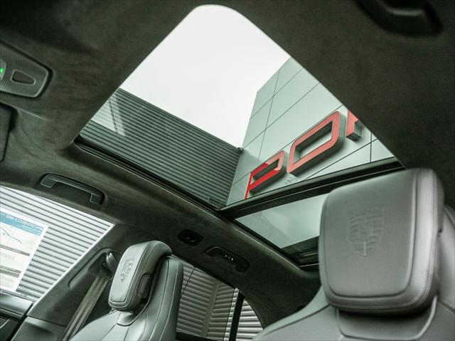 2026 Porsche Macan Electric Turbo