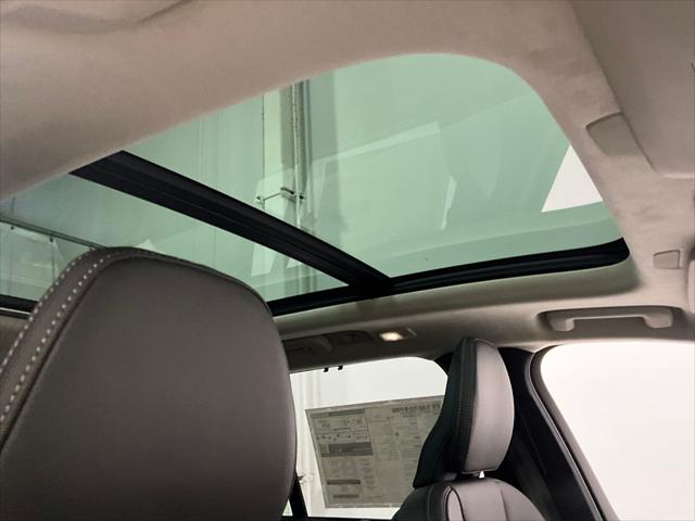 2026 Volvo XC90 Plug-In Hybrid Ultra, T8 AWD, Electric/Gasoline, Bright, 7 Seats