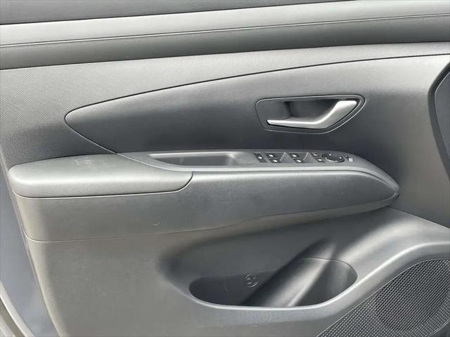 2026 Hyundai Tucson Hybrid Blue SE