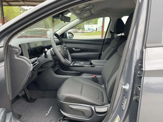 2026 Hyundai Tucson Hybrid Blue SE