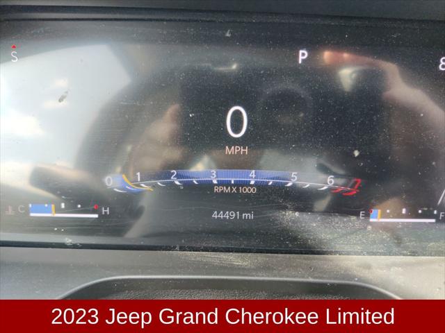 2023 Jeep Grand Cherokee Limited 4x2