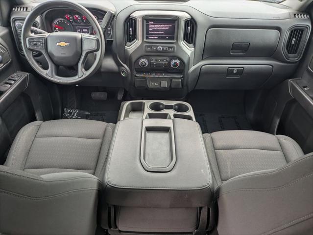 2023 Chevrolet Silverado 1500 4WD Crew Cab Short Bed Custom