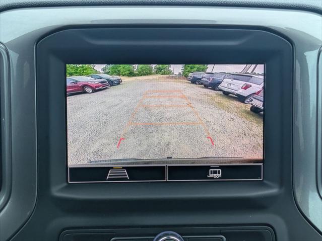 2023 Chevrolet Silverado 1500 4WD Crew Cab Short Bed Custom