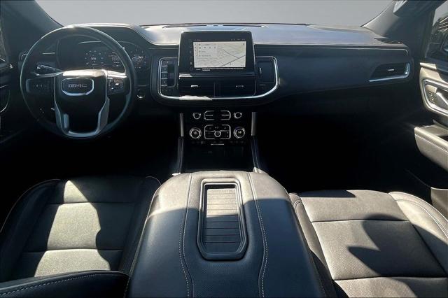 2023 GMC Yukon XL 4WD SLT