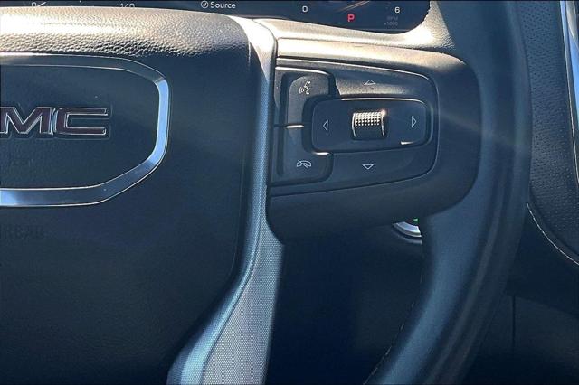 2023 GMC Yukon XL 4WD SLT