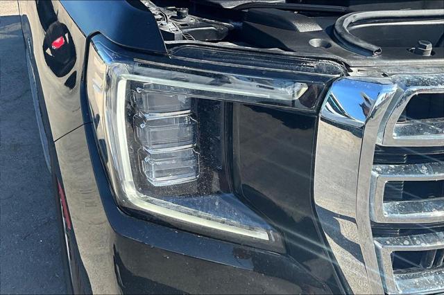 2023 GMC Yukon XL 4WD SLT