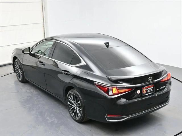 2023 Lexus ES 250 ES 250
