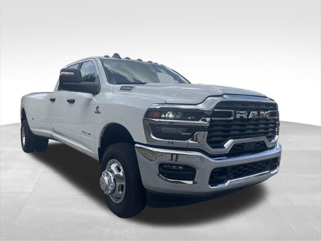 2026 RAM Ram 3500 RAM 3500 BIG HORN CREW CAB 4X4 8 BOX
